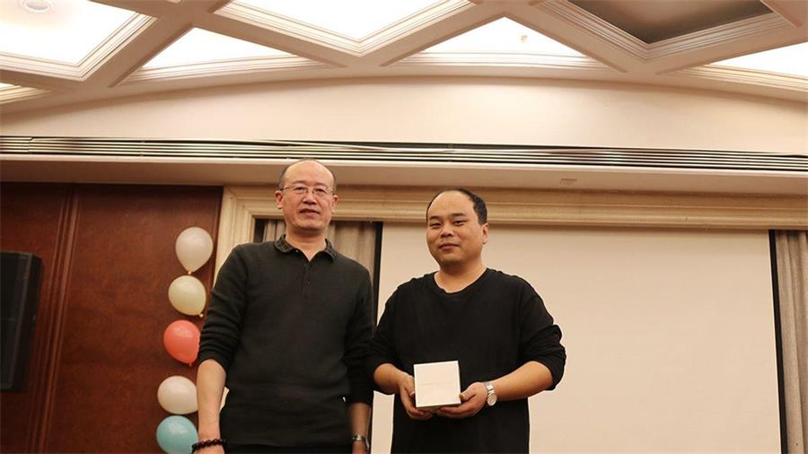 勇毅進(jìn)取，順風(fēng)飛揚(yáng) | 2023年 藍(lán)鵬測(cè)控年會(huì)  幸運(yùn)抽獎(jiǎng) 一等獎(jiǎng) 華為手表