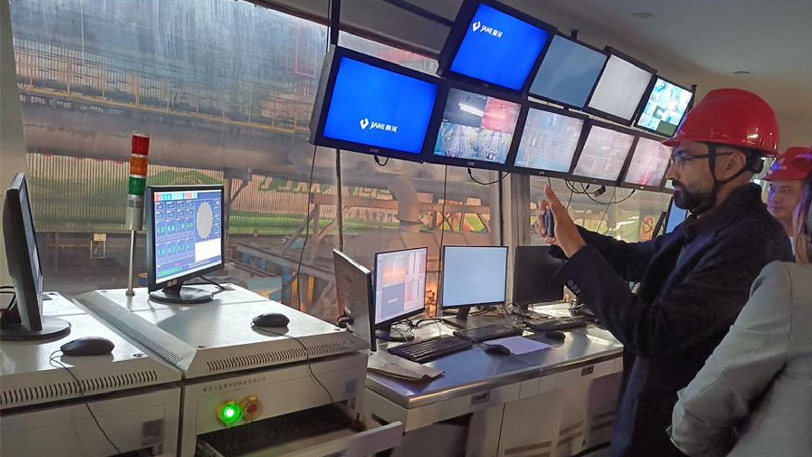 6641e09c54c72.jpg 6641e09c54c72.jpg